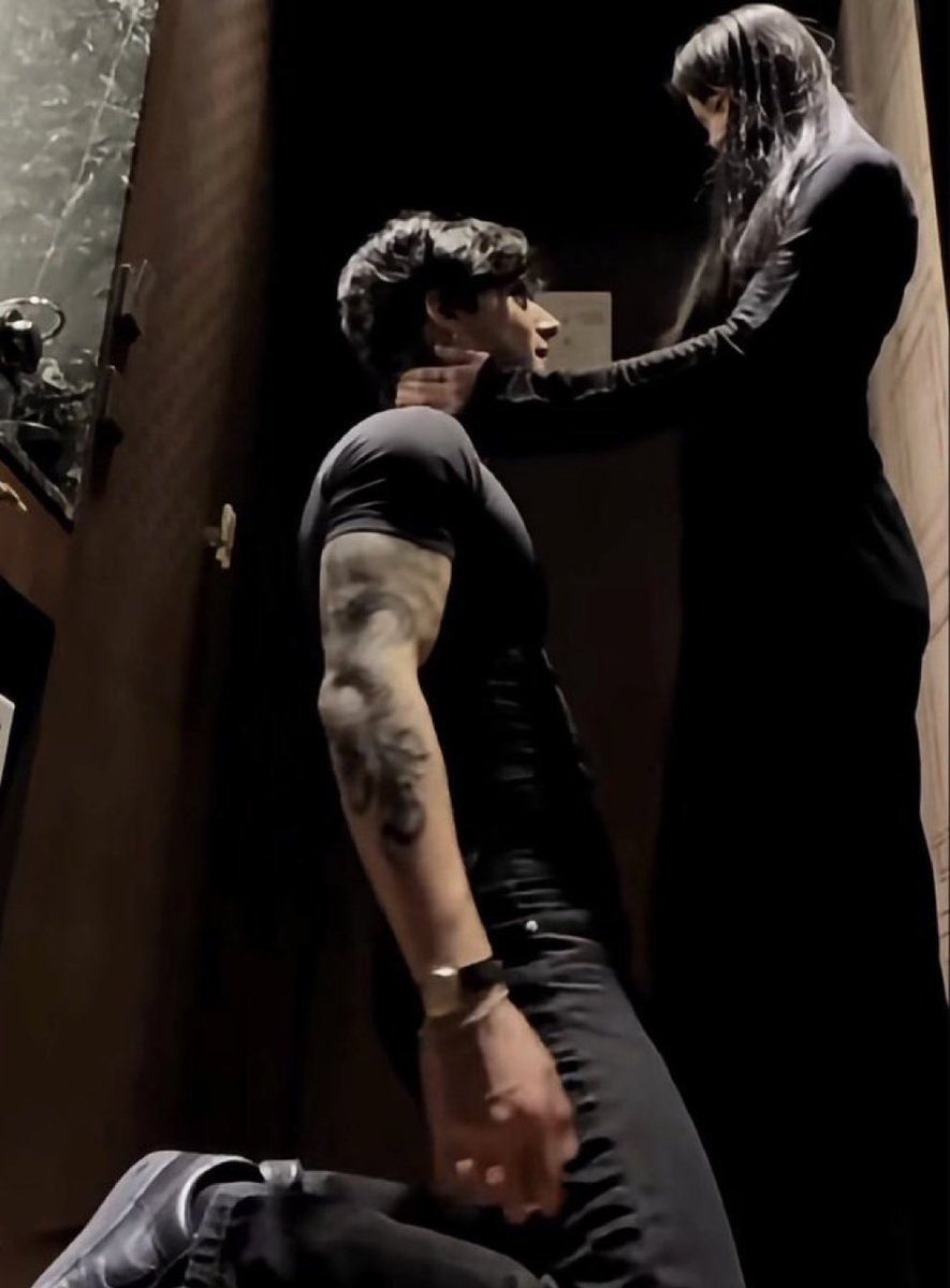 الچوكر tweet media