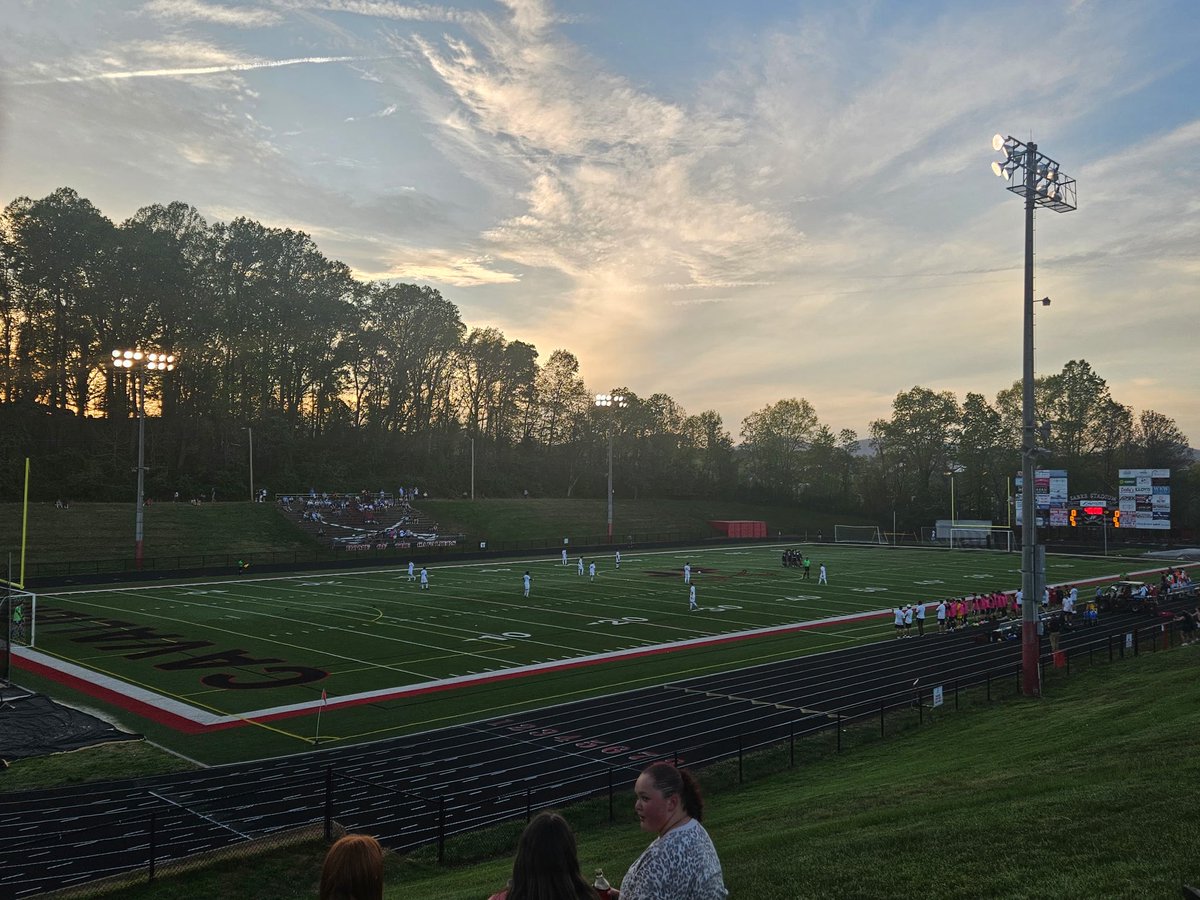 We had a great night out last night watching Jefferson Forest vs E.C. Glass! It was a great game with tons of high level local talent going at it 🔥