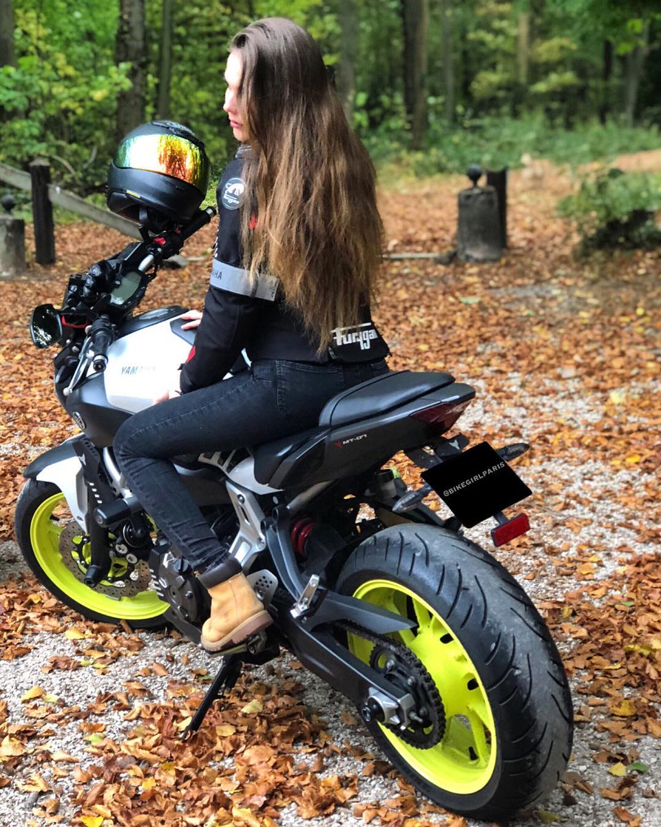 MoreMotorcycles's tweet image. #Yamaha MT-07
#BikerGirl 

📷
FB: bikegirlparis