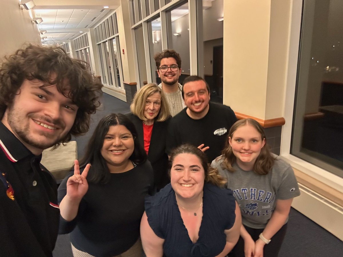 SCSUDems's tweet photo. This past Tuesday, Pat Dillon stopped by to speak about her experience and accomplishments! It was awe-inspiring to hear about her barrier breaking work in service to the people of district 92💙
#collegedems #scsudems https://t.co/1OFnUa3kZT