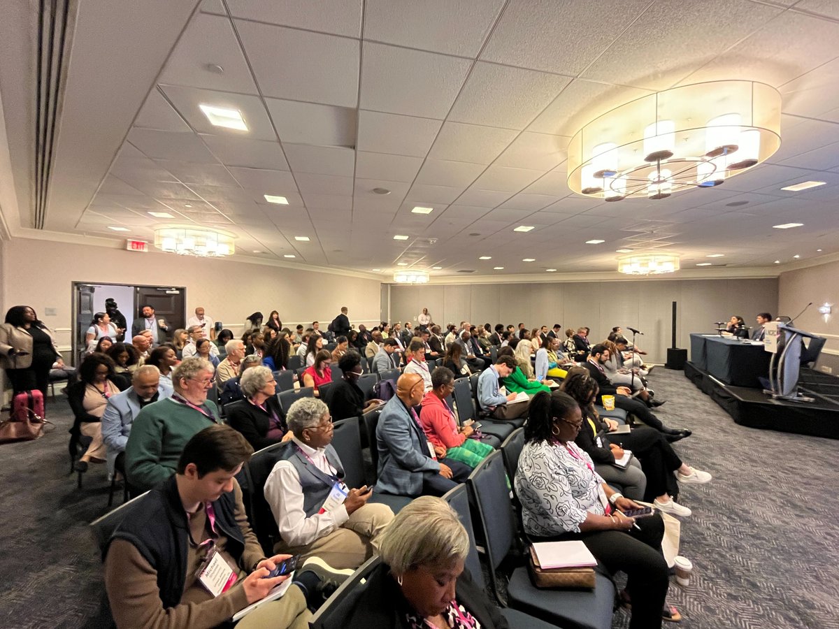 brian_laverdure's tweet image. Great discussion yesterday at @NCRC's Just Economy Conf with Tonantzin Carmona, Tara Flynn &amp;amp; Hilary Allen on #digitalassets! In just one hour, we covered #crypto fraud &amp;amp; #stablecoin impacts to #communitybanks and Main Street economies. Great audience questions too!
@ICBA
