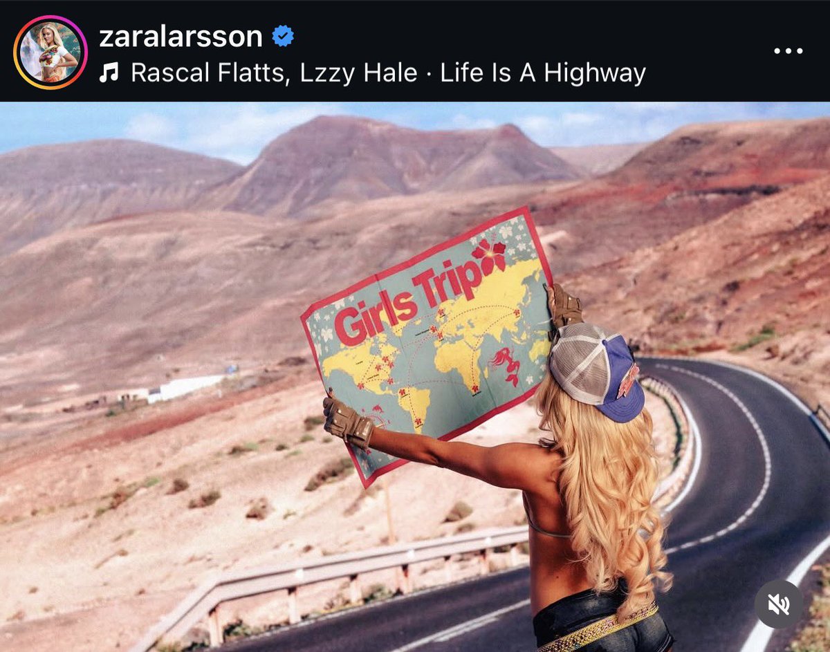 Frankierit's tweet photo. Zara Larsson tease de nouveau, dans sa dernière publication Instagram, une collaboration avec une artiste féminine française.
Aya Nakamura ou Theodora ? Les 2 ?
Le suspens est à son comble. https://t.co/itjrQP5tBh