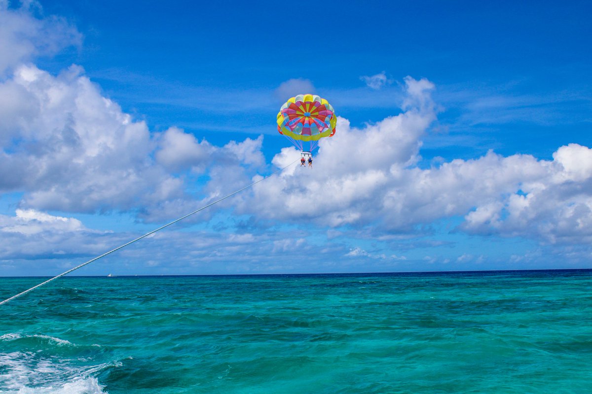 ParasailAruba's tweet photo. 𝙞𝙩 𝙞𝙨 𝙞𝙢𝙥𝙤𝙨𝙨𝙞𝙗𝙡𝙚 𝙩𝙤 𝙥𝙖𝙧𝙖𝙨𝙖𝙞𝙡 𝙬𝙞𝙩𝙝 𝙖 𝙨𝙖𝙙 𝙛𝙖𝙘𝙚 🪂💕

🌐https://t.co/pBFpoWsETQ
#aruba #vacation #onehappyisland #travel #bucketlist https://t.co/4fHQVO8r4l