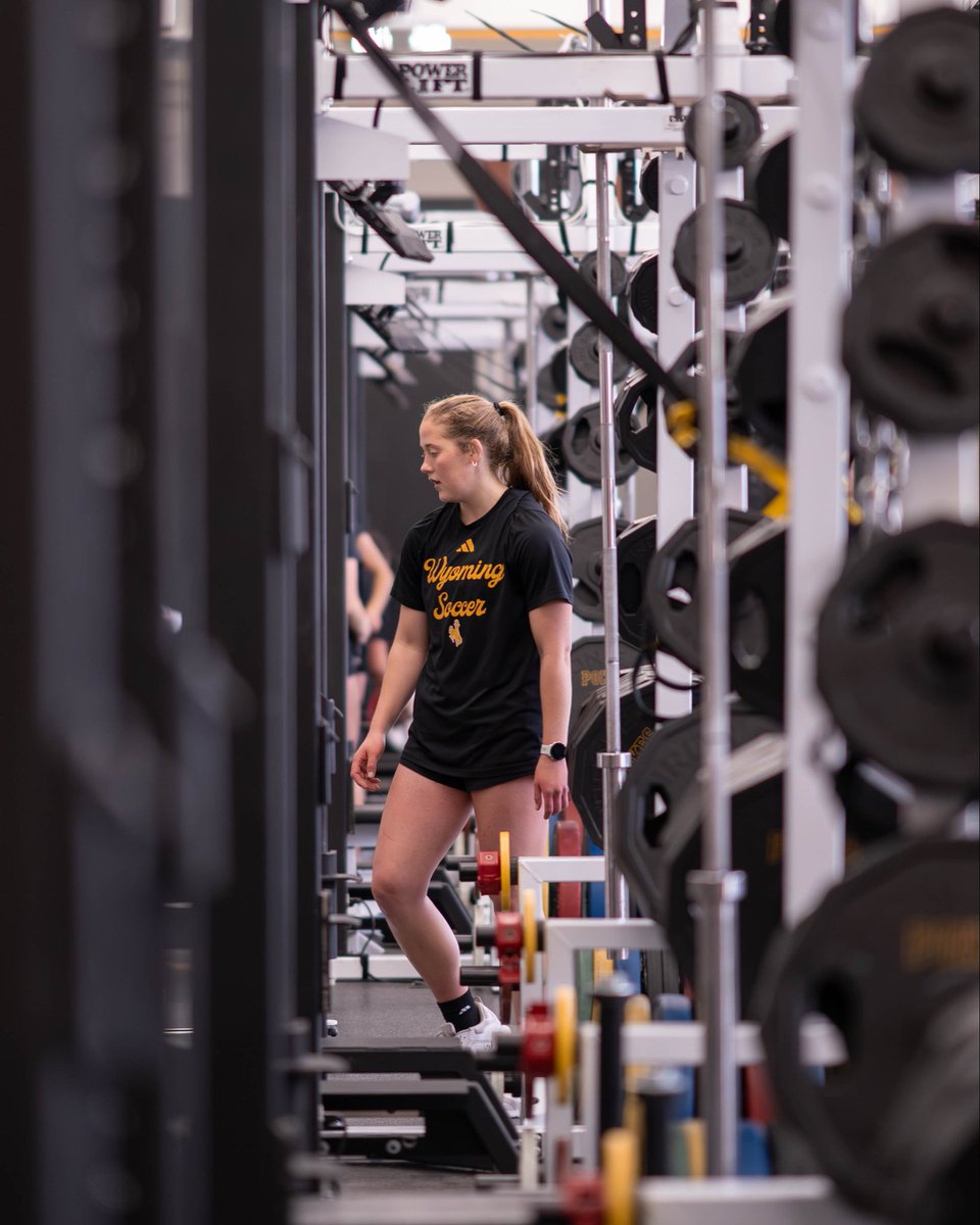 Wyoming Cowgirl Soccer tweet media