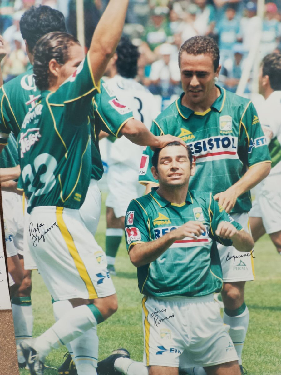 Christian Ramírez tweet media