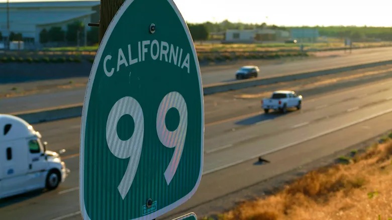 Chain | Cohn | Clark tweet media