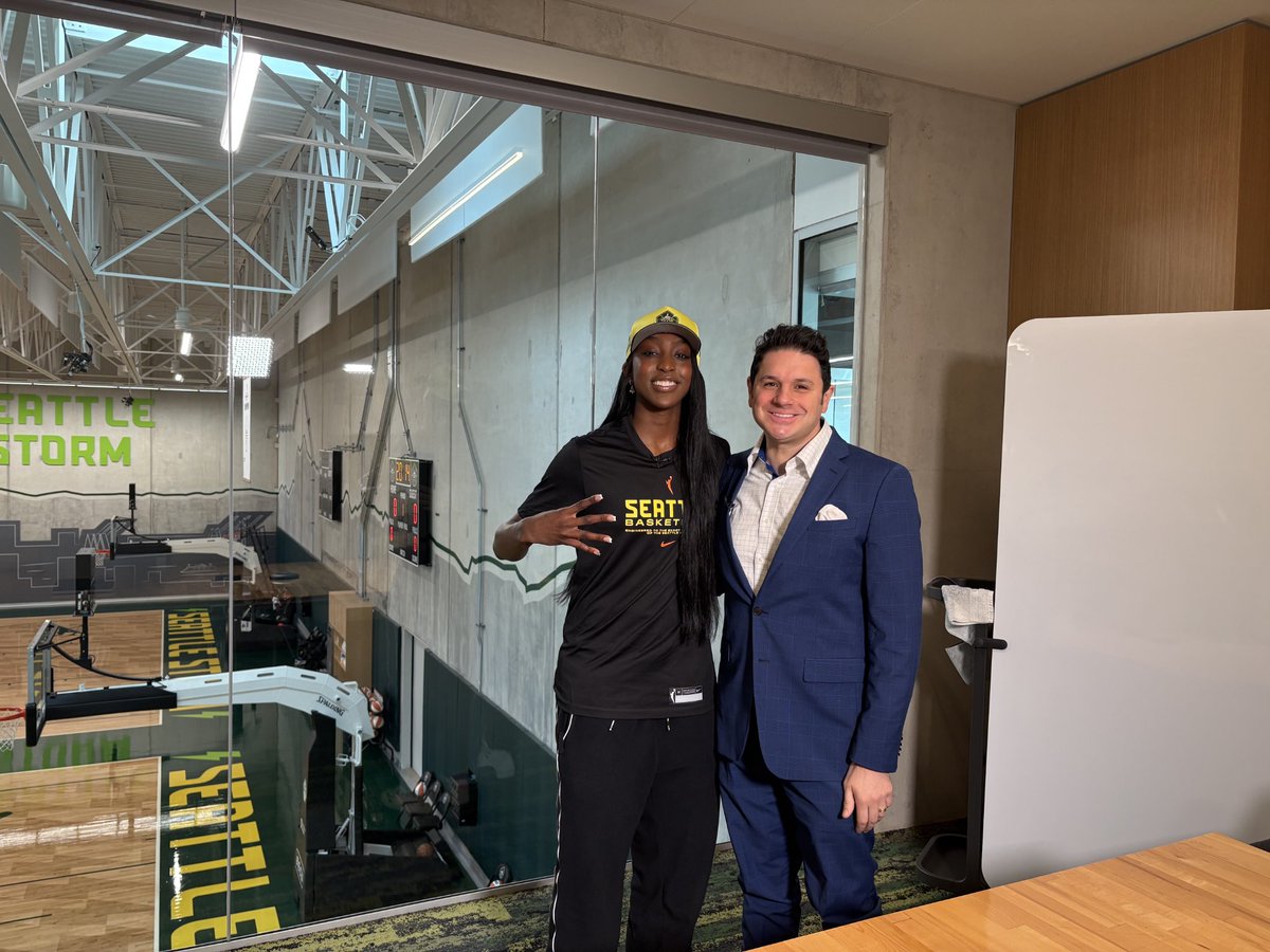 Niko Tamurian tweet media