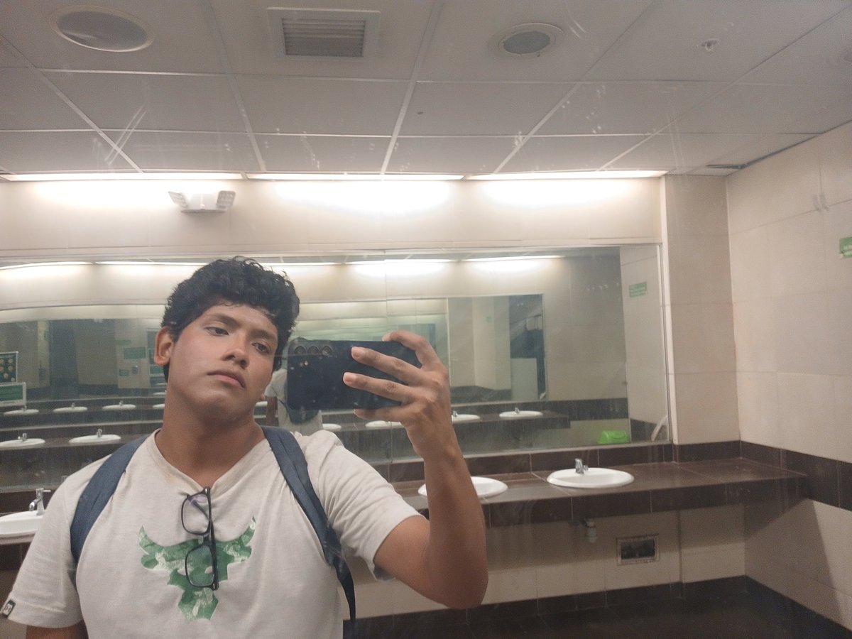 2Jaime8's tweet photo. @BrunoRuiz21 Holaa(ヽ´ω`) https://t.co/WNBAJe5KcM