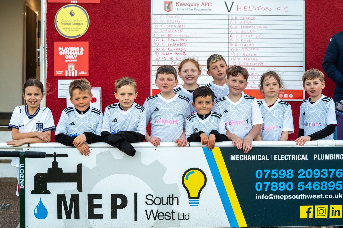 newquay_afc's tweet photo. 𝐓𝐇𝐀𝐍𝐊 𝐘𝐎𝐔
A huge thank you to EdSport Football Coaching Acedemy for being our mascots yesterday and leading the Peppermints out! Great to have you with us. 👏
#upthemints🔴⚪️ https://t.co/S9yAestOdp