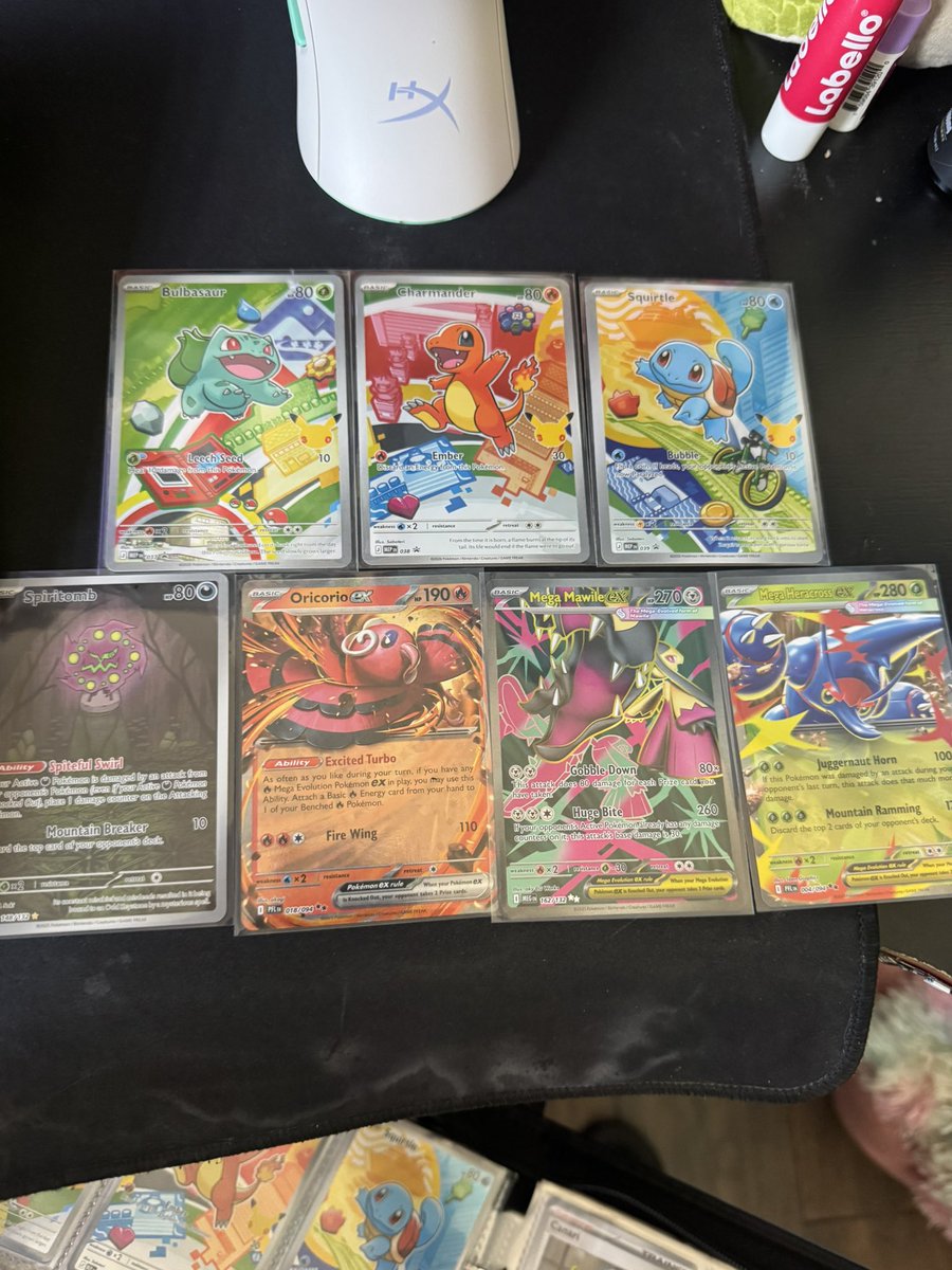 RamzIife's tweet photo. What a lucky day with the kanto starters as dups 🙏 https://t.co/OzX26zOaGw
