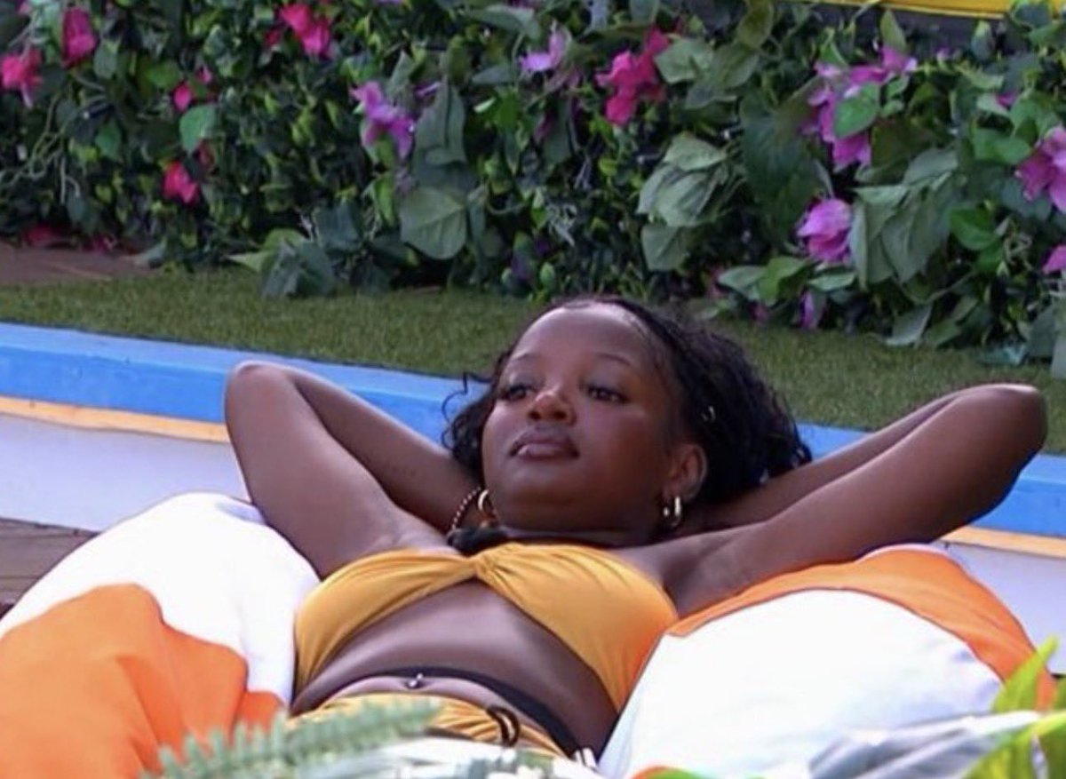 ִֶָ ⋆˚𝜗𝜚 Isa the executive product tweet media