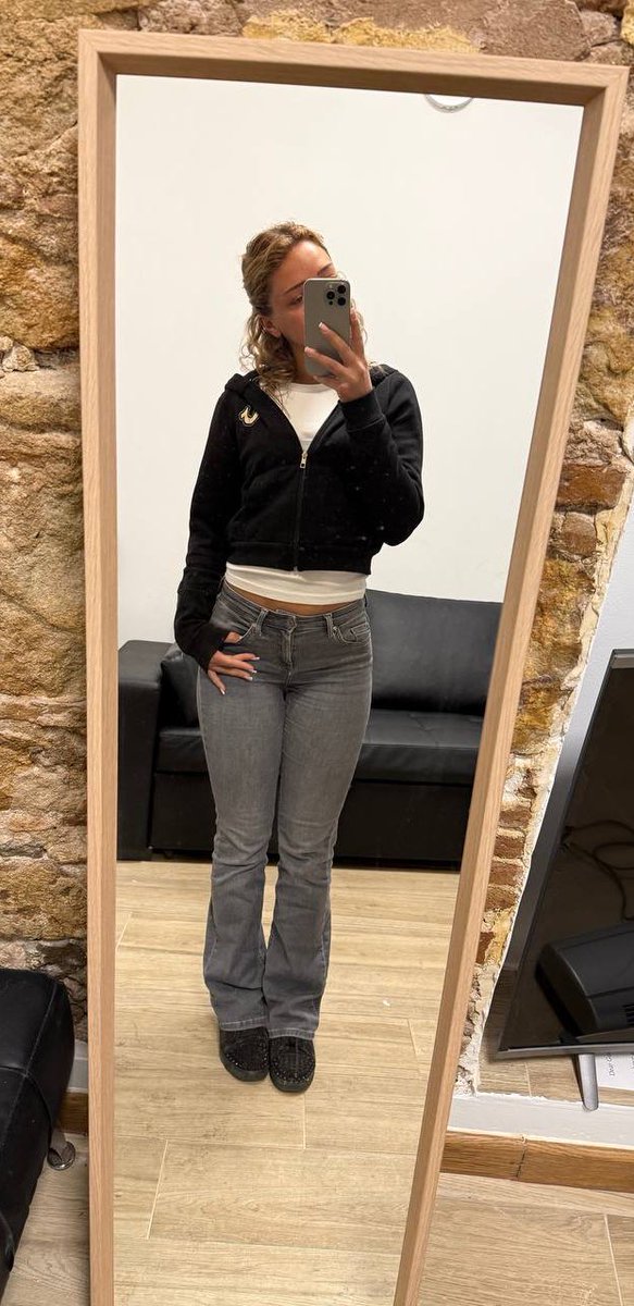 AnnaTrapStar tweet media