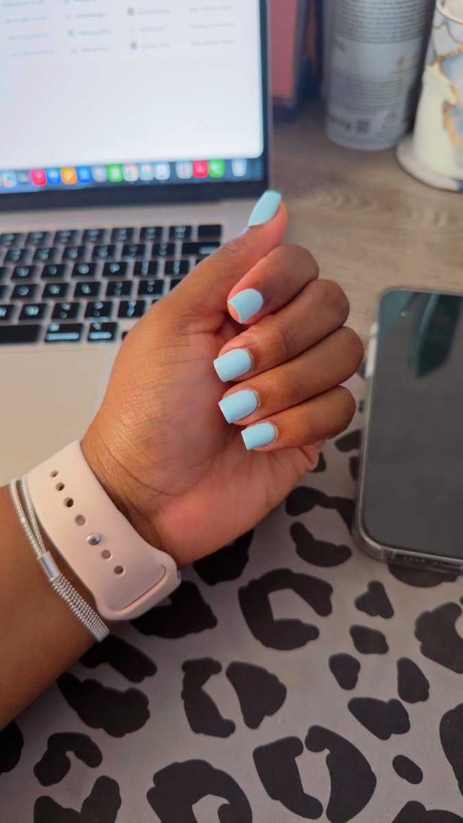 Faux Rich Aunty ✨• 824 tweet media