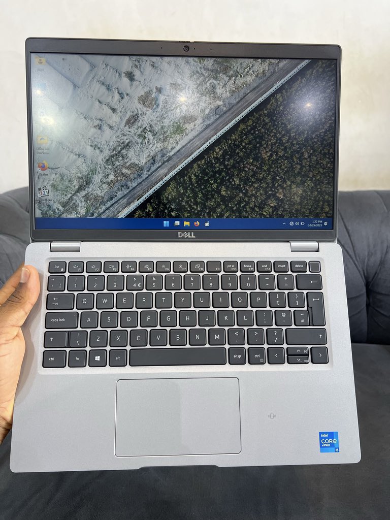 Val Gadgets tweet media