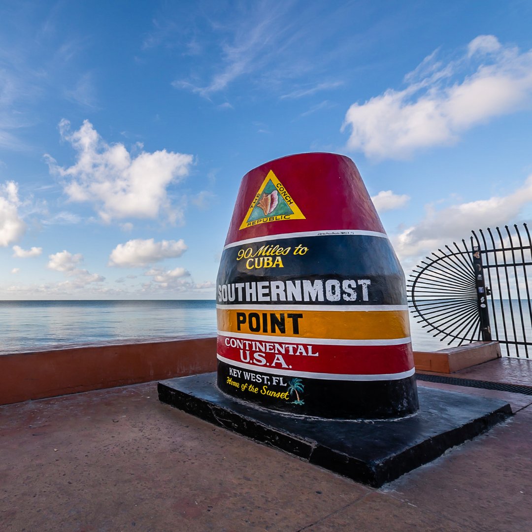 PartyInKeyWest's tweet image. The point, pre-refurbished. #keywest #southernmostpoint #yeahbuoy

More: PartyinKeyWest.com/wp/
Follow us: @PartyInKeyWest
Hashtag us: #PartyInKeyWest