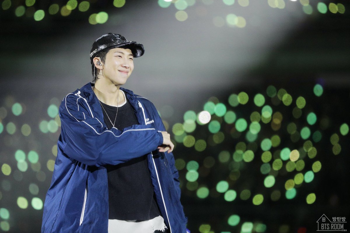 BTS Room 방탄방 防彈房 tweet media