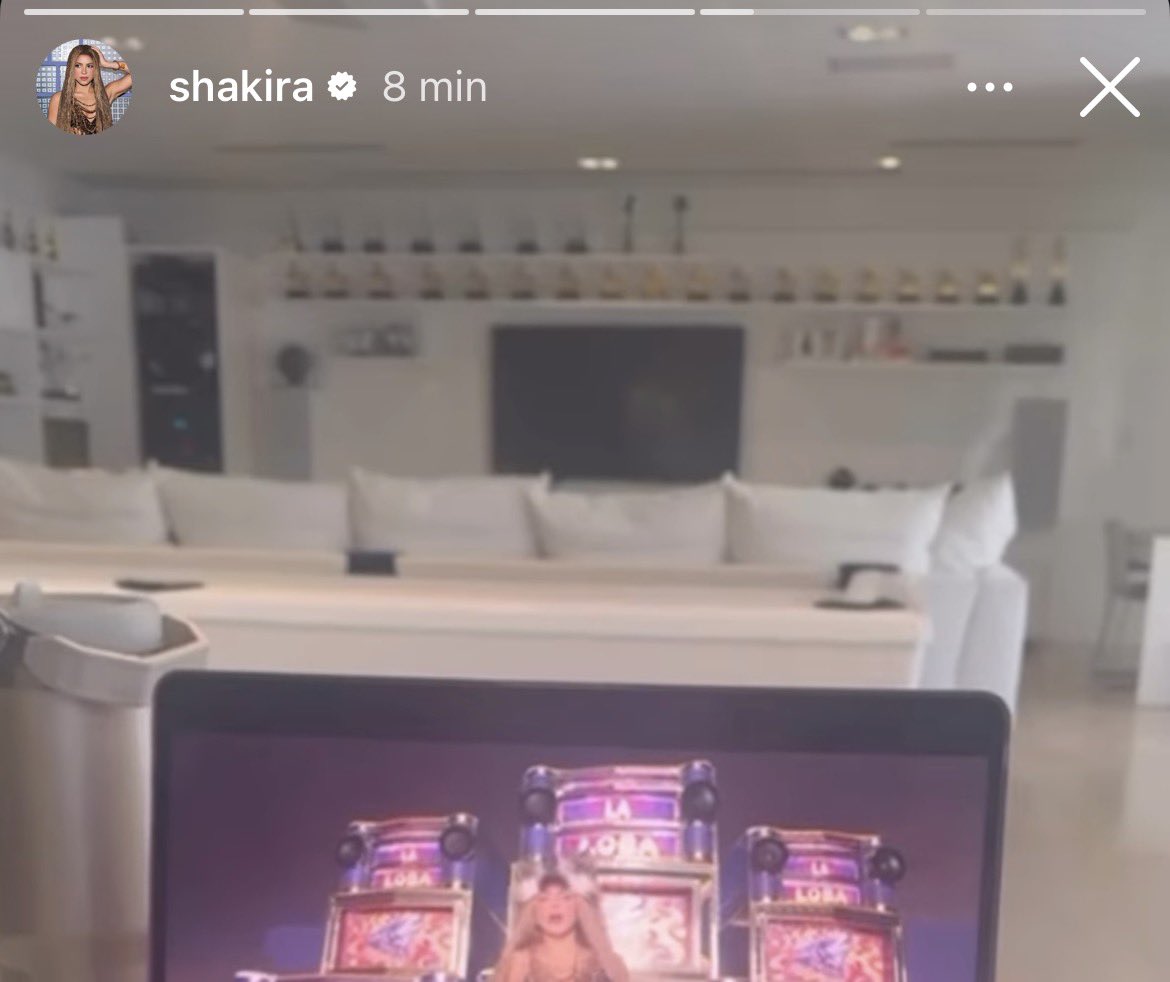 drikah merece um VIP tweet media