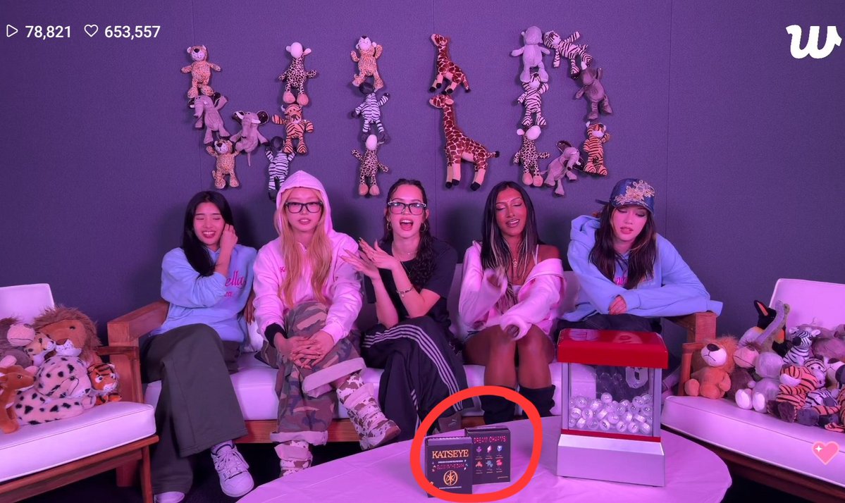 rina 🍒 hearts manon tweet media