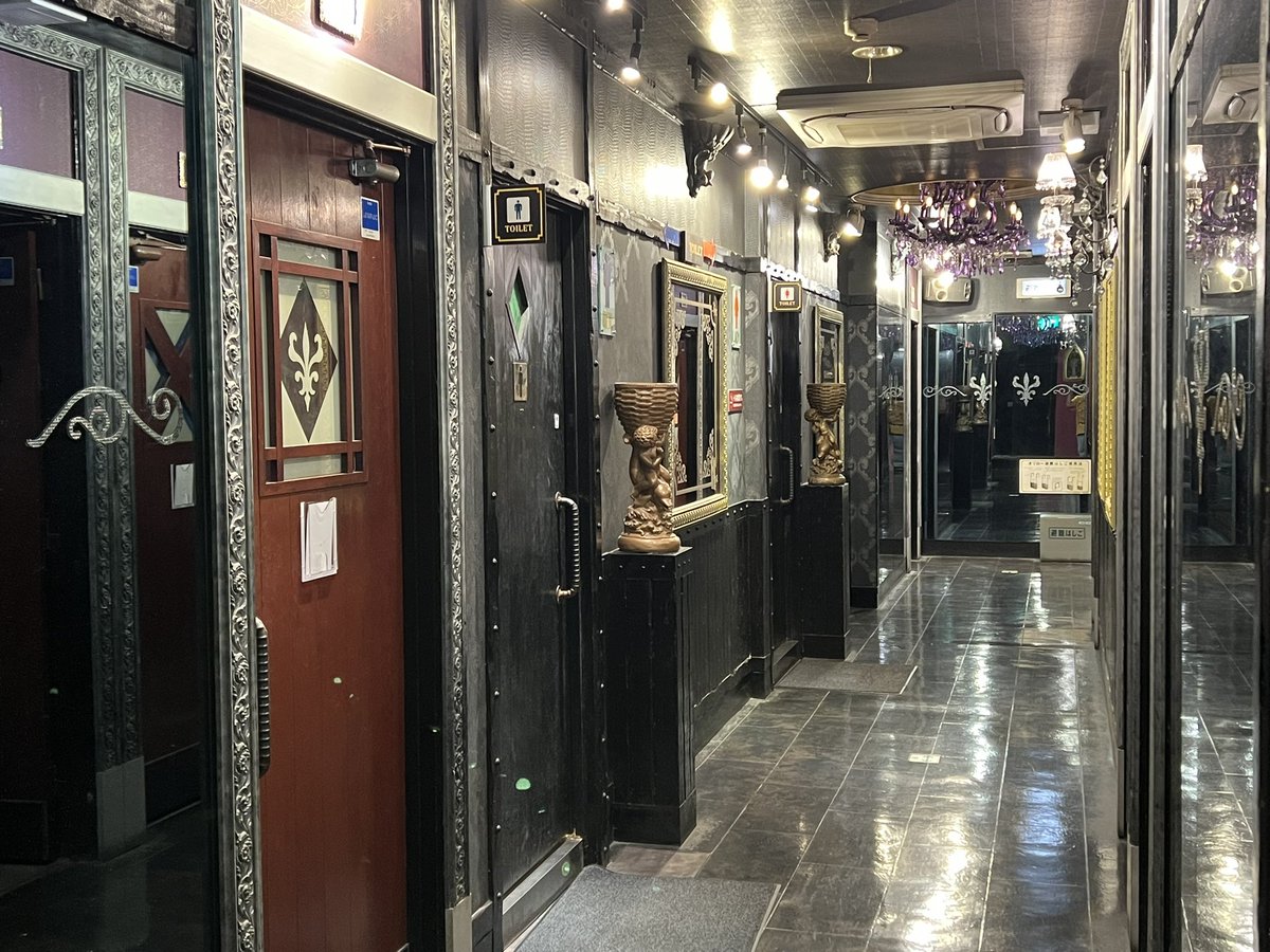 freeman_HAL's tweet image. おはようございます！

昨日は久しぶりの #カラオケ に行って来ました！(´∀｀)

何だか無駄に豪華でww（値段は普通）

今日明日と関西なので、色々楽しんで来ます〜

今日も1日ご安全に！！٩( 'ω' )و