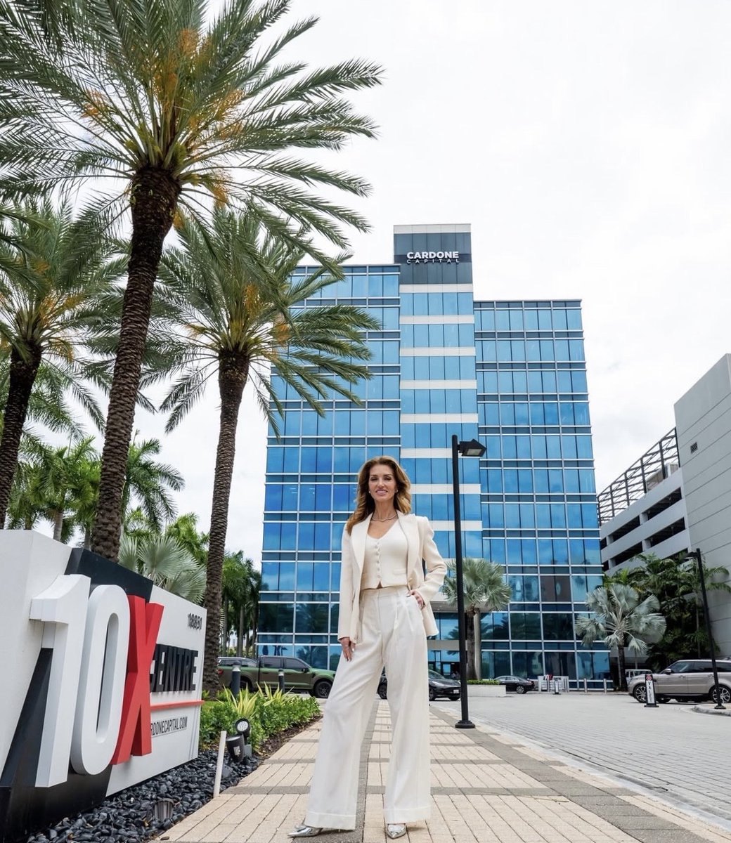 Elena Cardone tweet media