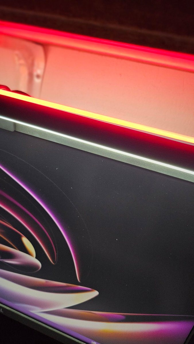 LETÍCIA – @ObsessaoPolicial tweet media