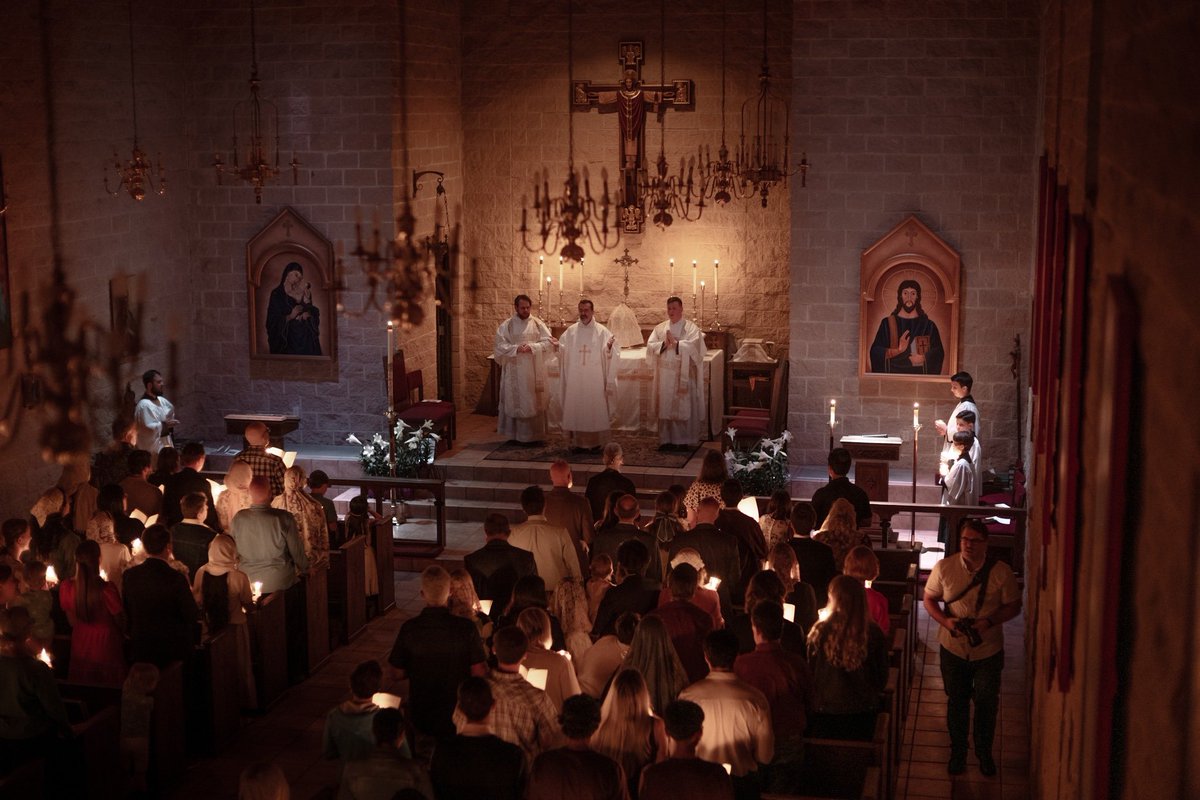 ♱ William ♱ tweet media