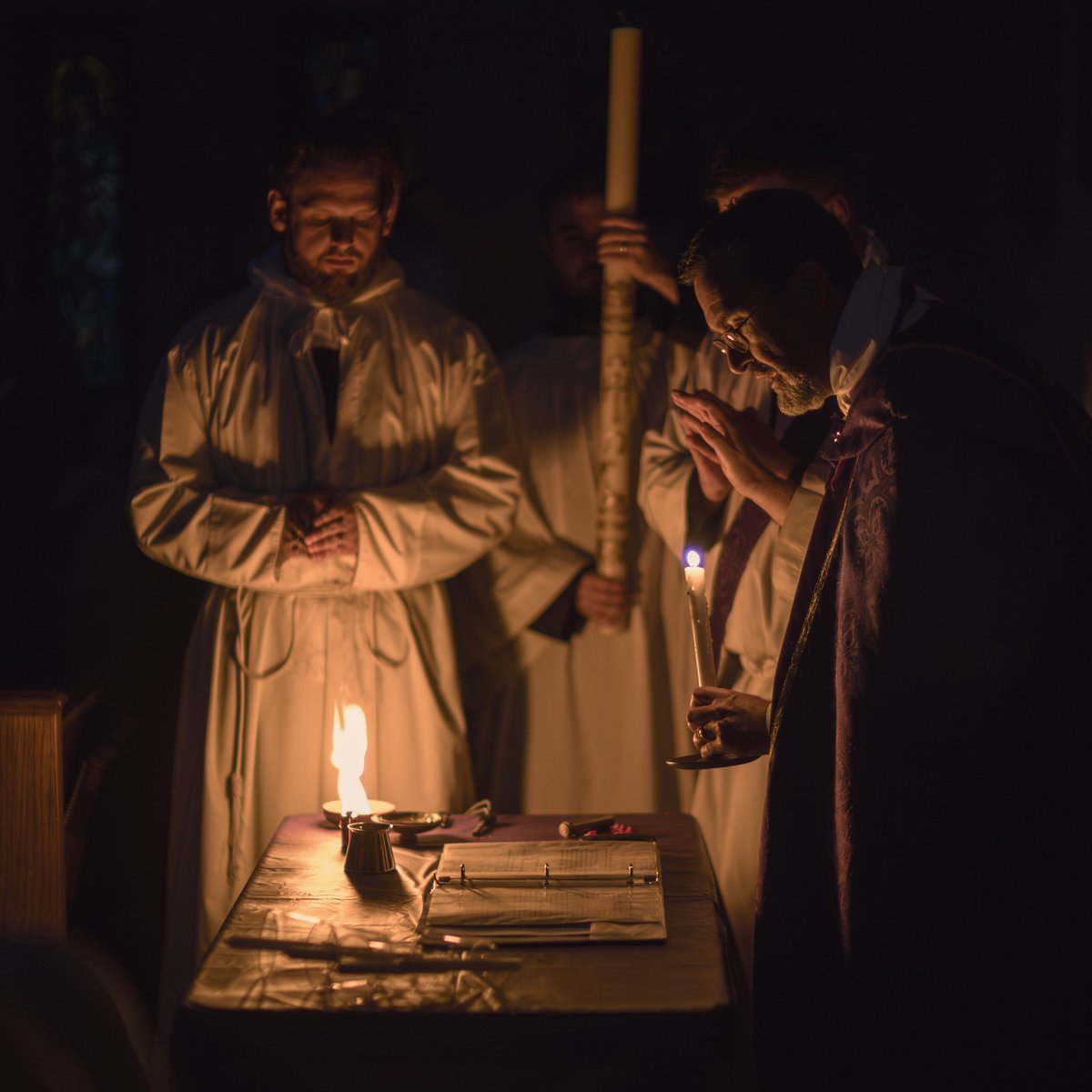 ♱ William ♱ tweet media