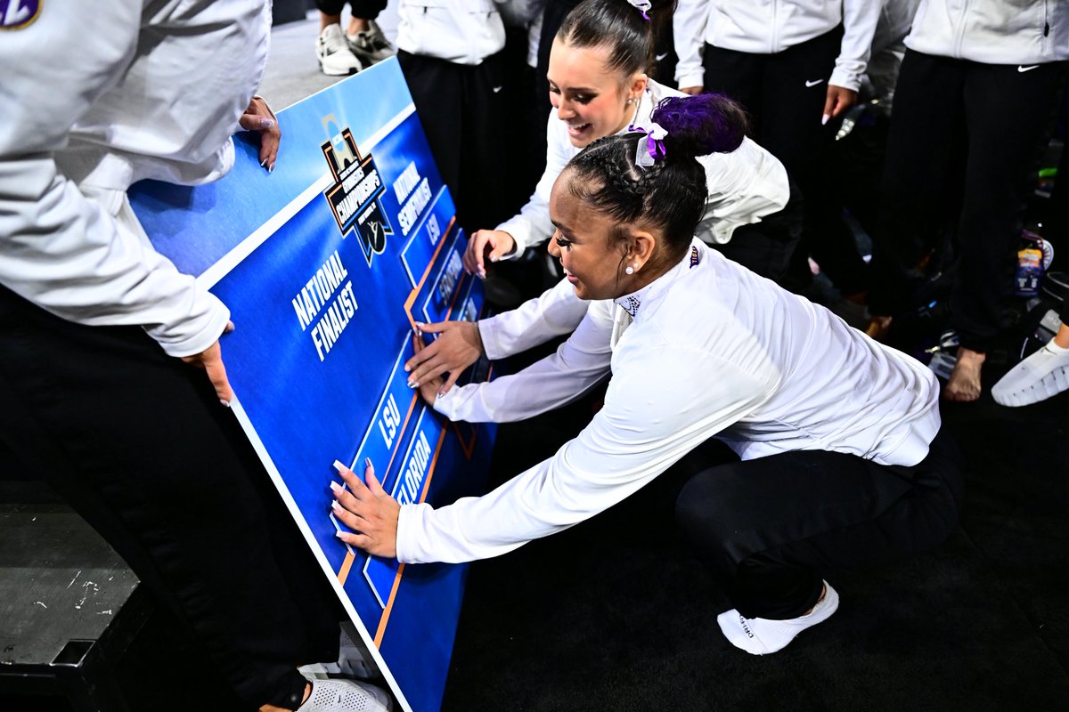 LSUgym's tweet photo. LET’S GEAUX TO THE FINAL FOUR. https://t.co/DVkmmSceFT