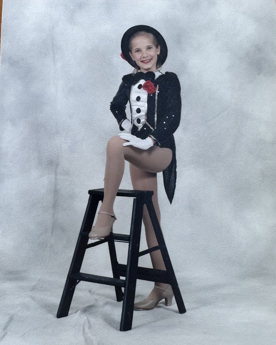 AlumniLSU's tweet image. Meet the LSU Alumni Association’s Young Alumna of the Year, Jaime Glas Odom—a bold leader who proves you don’t have to choose between substance and sparkle to make an impact. ✨

Read her story → hubs.la/Q04csXk20

#LSUAlumni #HallOfDistinction #GeauxTigers