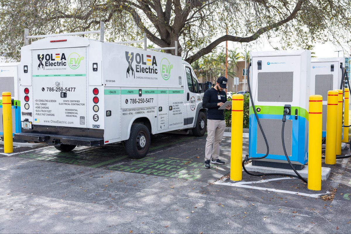 OleaElectric's tweet image. Final EV Charging Station Setup-Test from Olea Electric’s Team for a commercial busines parking lot area.
We bring full turnkey and comprehensive sales, installation, service, operations and maintenance for any EV Charger type or size.
#electrical #electrician #ev #evcharging