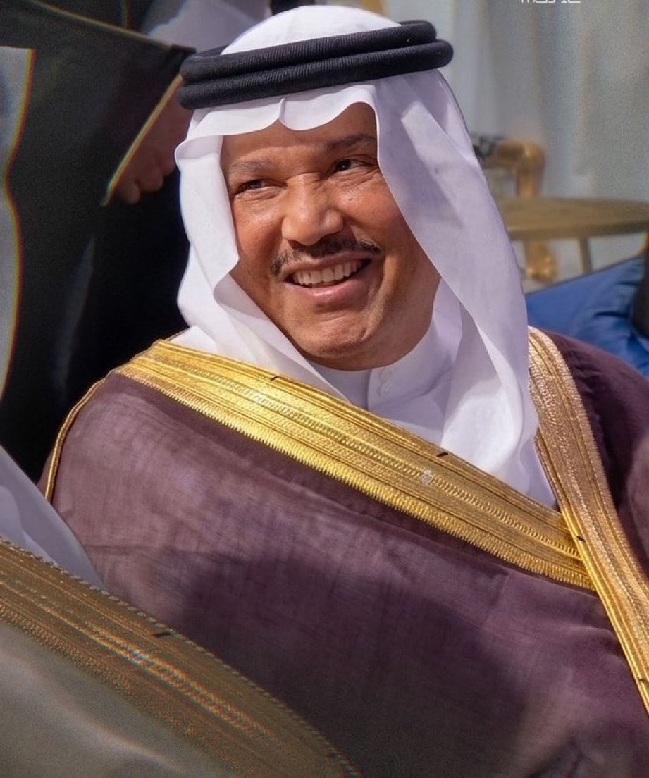 gorgeous4ew's tweet photo. فنان العرب محمد عبده من زواج ابنه بدر ❤️🥹 https://t.co/SycGzhmrie