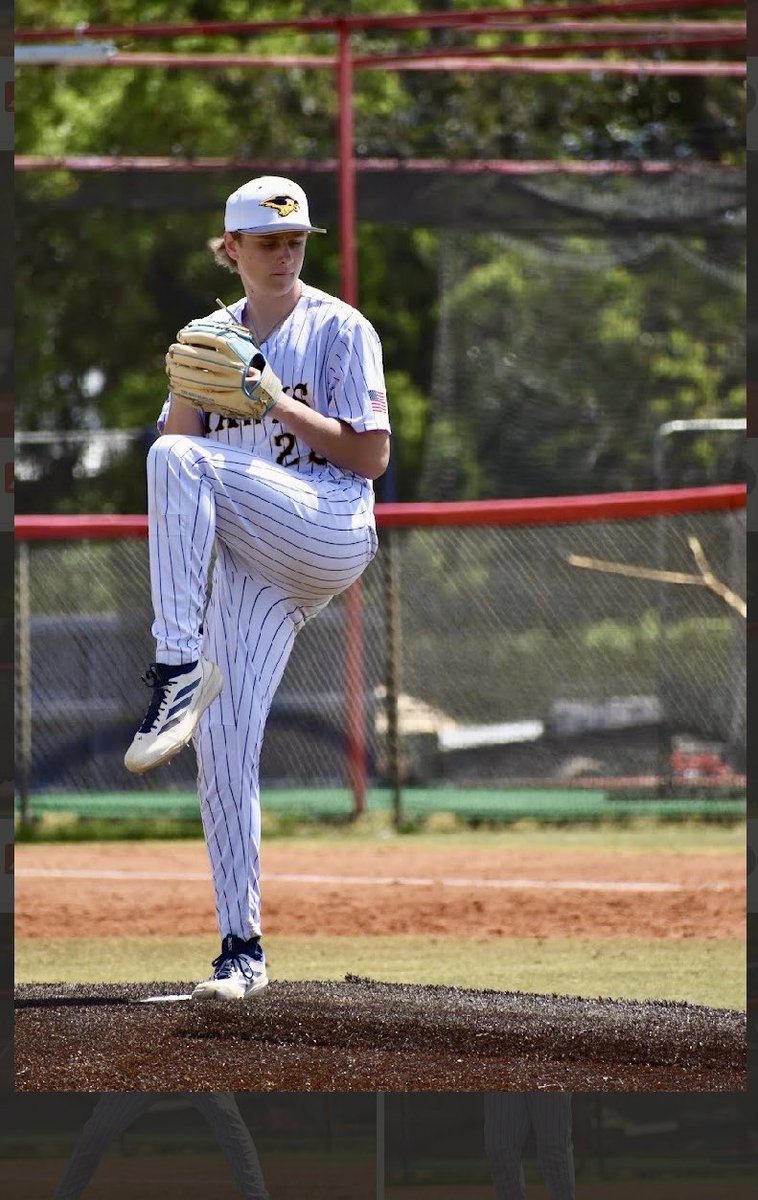 lonestarAC07's tweet photo. @AustinC12134 Continues to shove this season! Clear ace of the staff. Threw 6 IP and only 1 ER against a good Benedictine Cadets team. Changeup was incredible. @Highland_BSBL @RichmondBraves https://t.co/e9zEgM18Pe