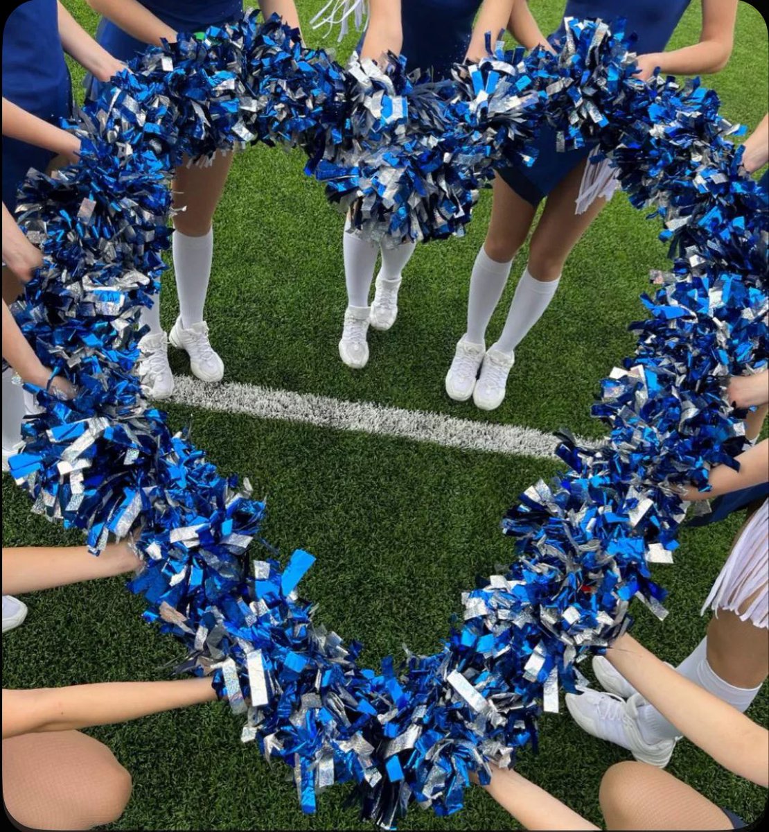 minha irmãzinha e minhas cheers💙📣
