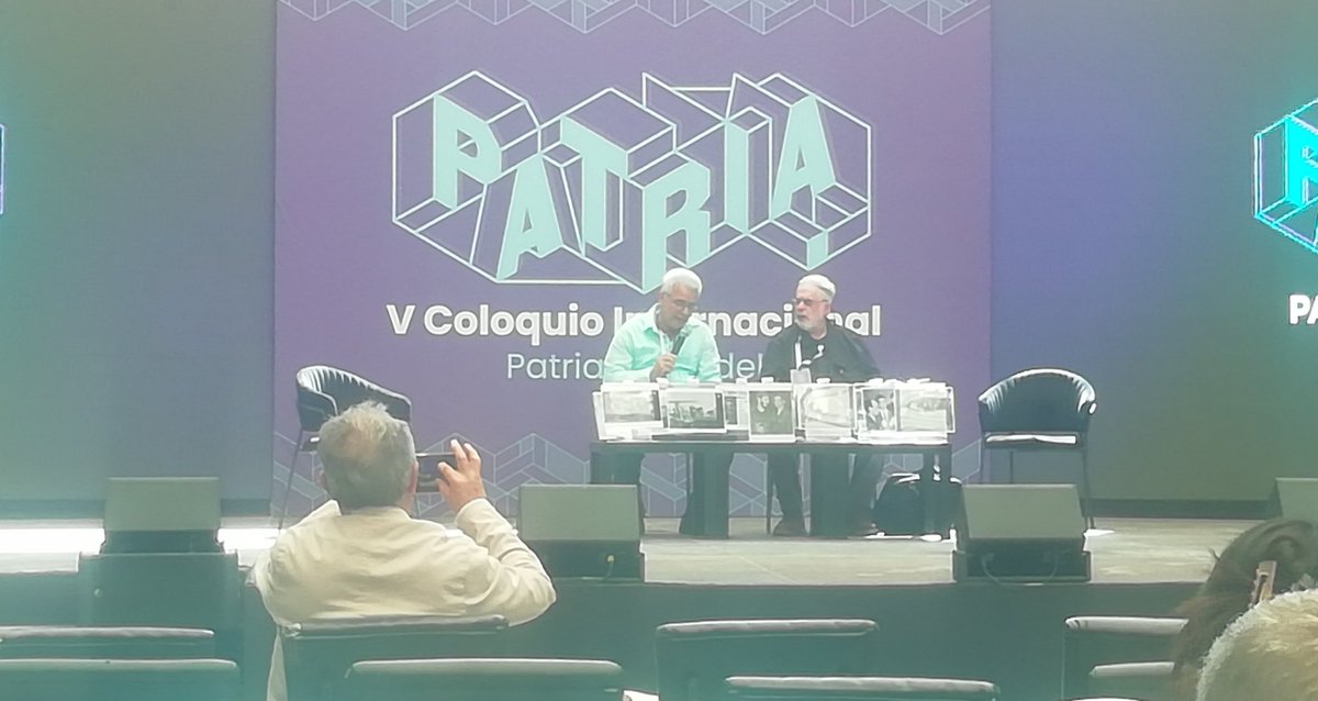 Patria nos vuelve a convocar👇

Presentación del libro: Fidel Castro. La visión de un canadiense, de Arnold August. A cargo del Director del Centro Fidel Castro. El legado de nuestro Comandante en Jefe está presente en el magno evento✨

✨#PatriaConFidel✨
#DefendiendoCuba🇨🇺💪❤️
