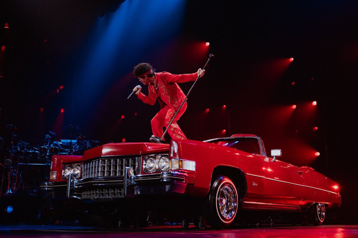 Bruno Mars Access tweet media