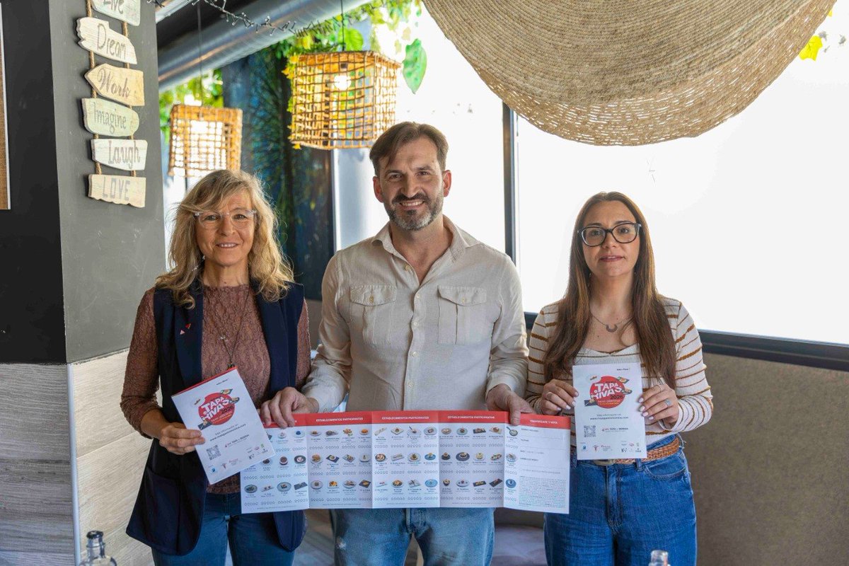 AytoRivas's tweet photo. 🧆 Este viernes, Rivas se adentra en otro viaje gastronómico con la Ruta de la Tapa, una ocasión para seguir descubriendo el arte culinario que reposa en los fogones de la hostelería local. Hoy hemos presentado la edición de 2026, que se celebra este fin de semana y el siguiente. https://t.co/2QS05bGZPp