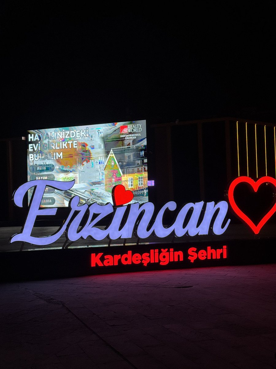 E R Z İ N C A N ❤️