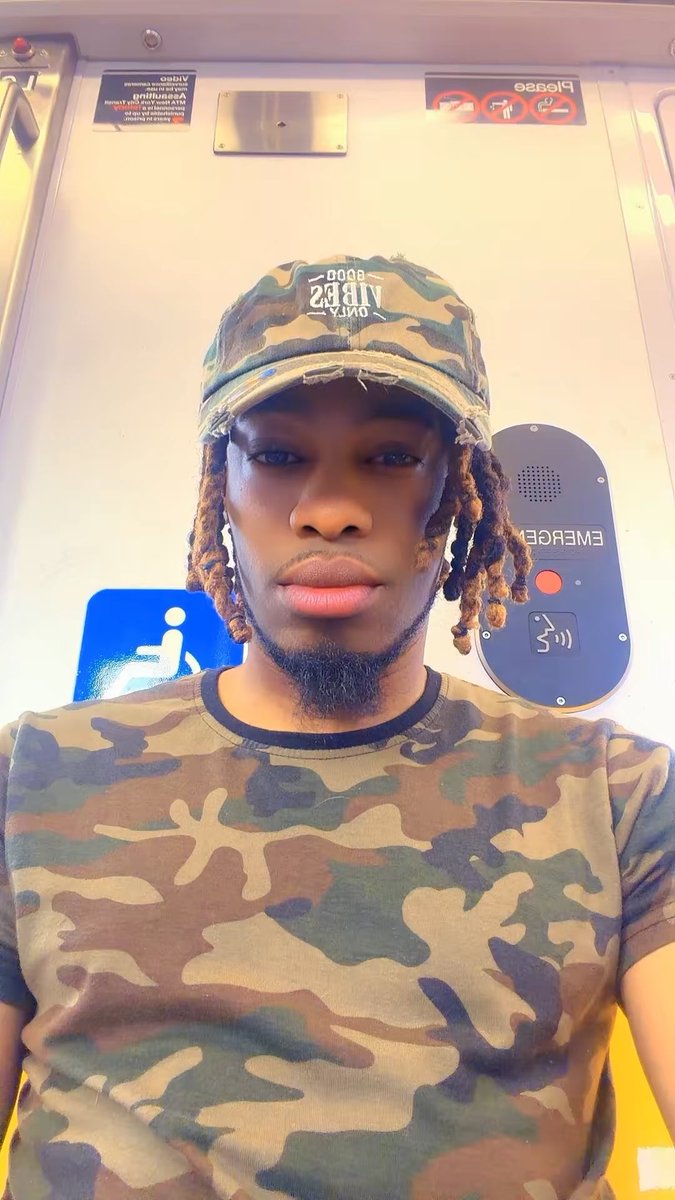 singerquejeff's tweet photo. Littt day https://t.co/DQ7rCadjTq