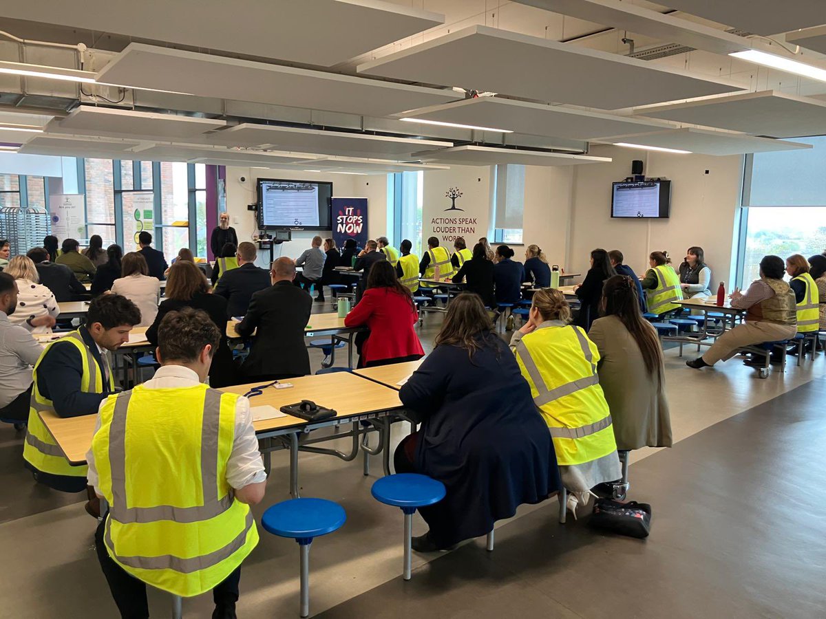 AstreaAcadSheff's tweet image. We had a fantastic CPD Session on Tuesday led by our amazing Lead Practitioner Miss Kingdom! 
Thank you for a really engaging session on guided practices! 👏👏👏
#AASCommunity #CPD #Leadpractitioners