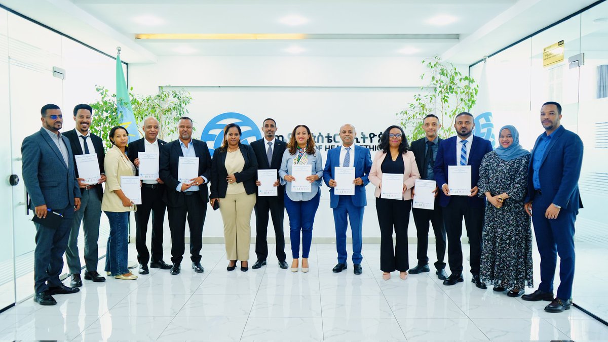 FMoHealth's tweet photo. ለ175 የልብ ህሙማን ህጻናት ነጻ የልብ ቀዶ ህክምና ለመስጠት የሚያስችል የመግባቢያ ሰነድ ተፈረመ።
https://t.co/lxRN1h6wvq https://t.co/6DXHVlCc74