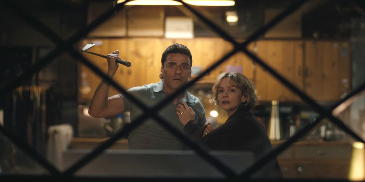 THR's tweet image. On the first day of filming #Beef, Carey Mulligan felt a little unsure about the tone. 

“I kept being like, ‘Are we meant to be funny?’ There were lines that just ruined me, like when we’re fighting, and Oscar says to me, ‘You wear wonderful dresses, and you drive a nice car,