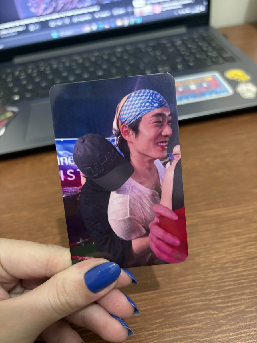 bibs 🎸🦈 VAI VER O LYKN tweet media