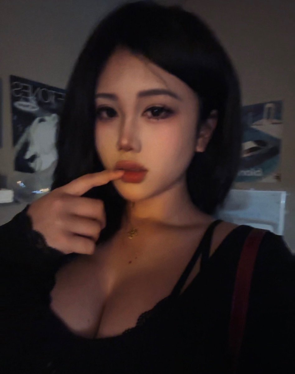 naomi ⋆.𐙚 ̊ tweet media