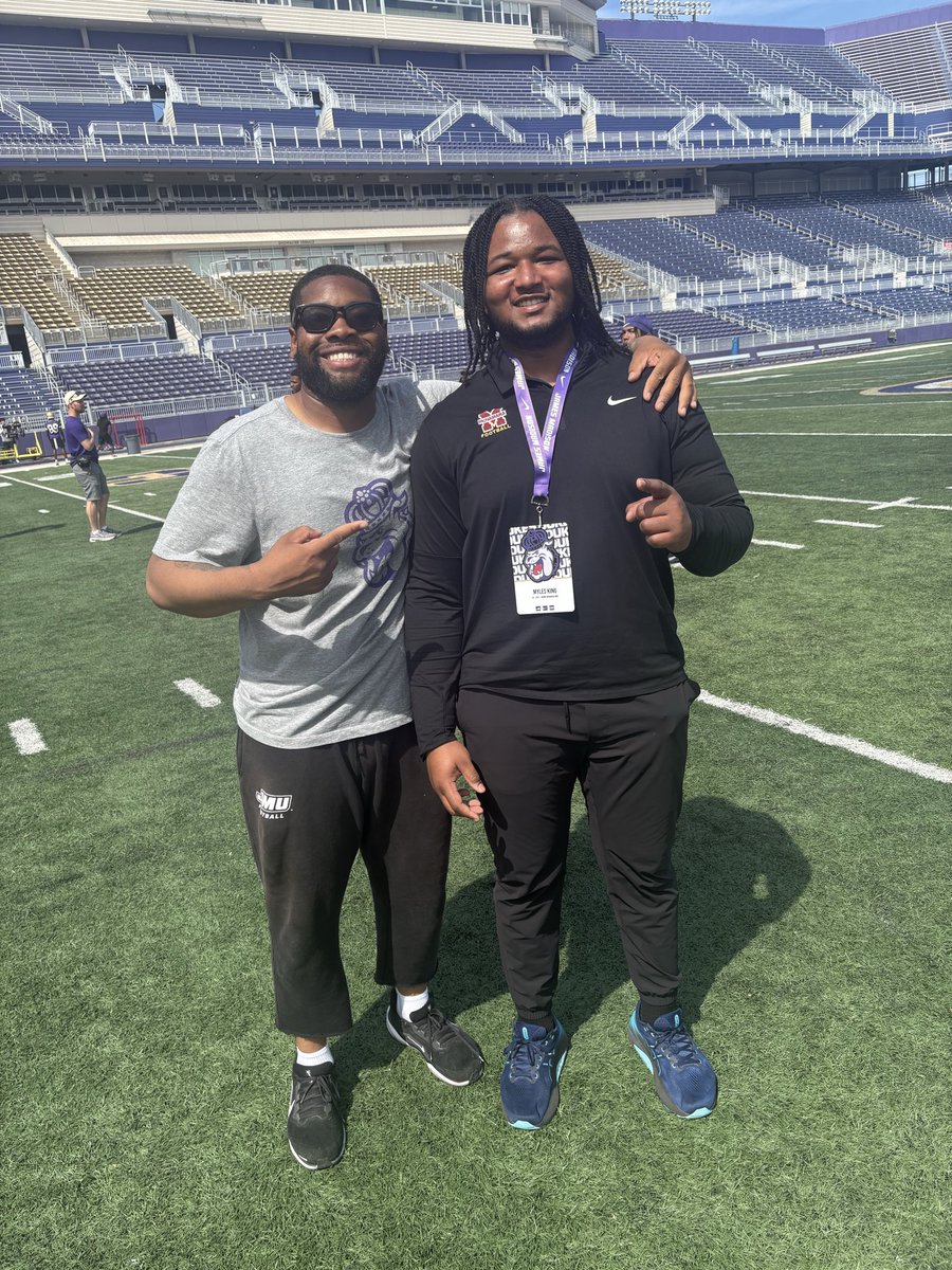 Myles King tweet media