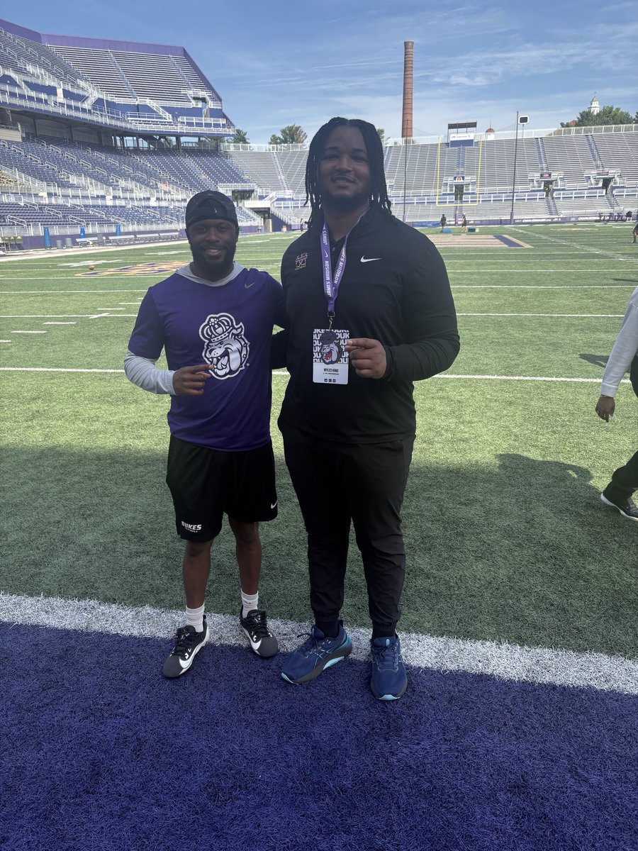 Myles King tweet media