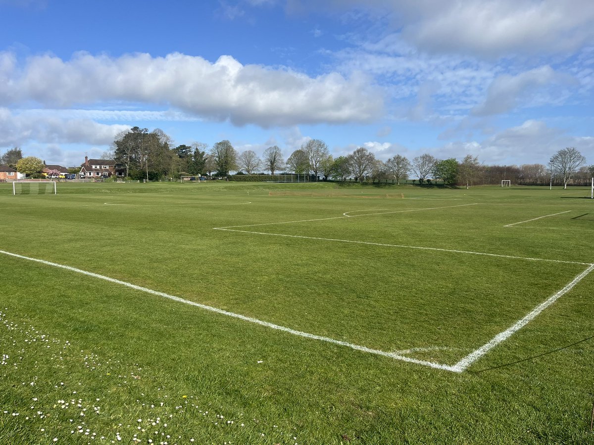 CTC_Sally's tweet image. Football, cricket, bowls and golf ☺️🌱☀️ #busyday