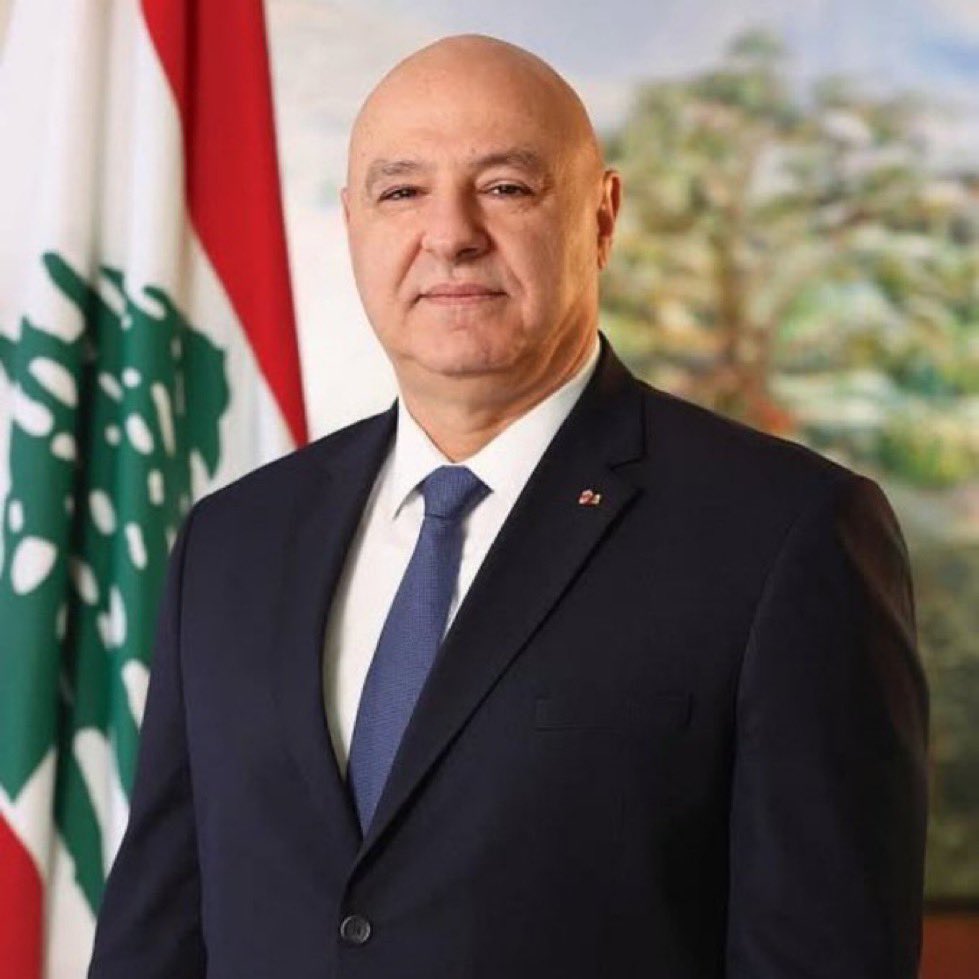 🚨مسيرات في طرابلس داعمة للرئيس اللبناني بعد إعلان وقف النار