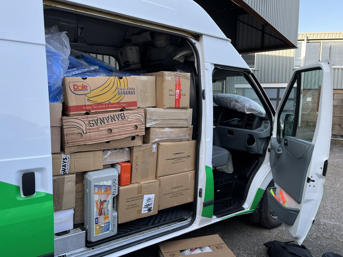 As long as the russians don’t fuck off back to their own country, our help will continue, in every way possible. Fck Ptn.

Fire extinguishers, medical supplies, tube feeding, personal care products, handmade children’s clothing, bedding, etc. 🇳🇱❤️🇺🇦

Stay safe <a href="/XandraDeGroot1/">Xandra de Groot</a> &amp;