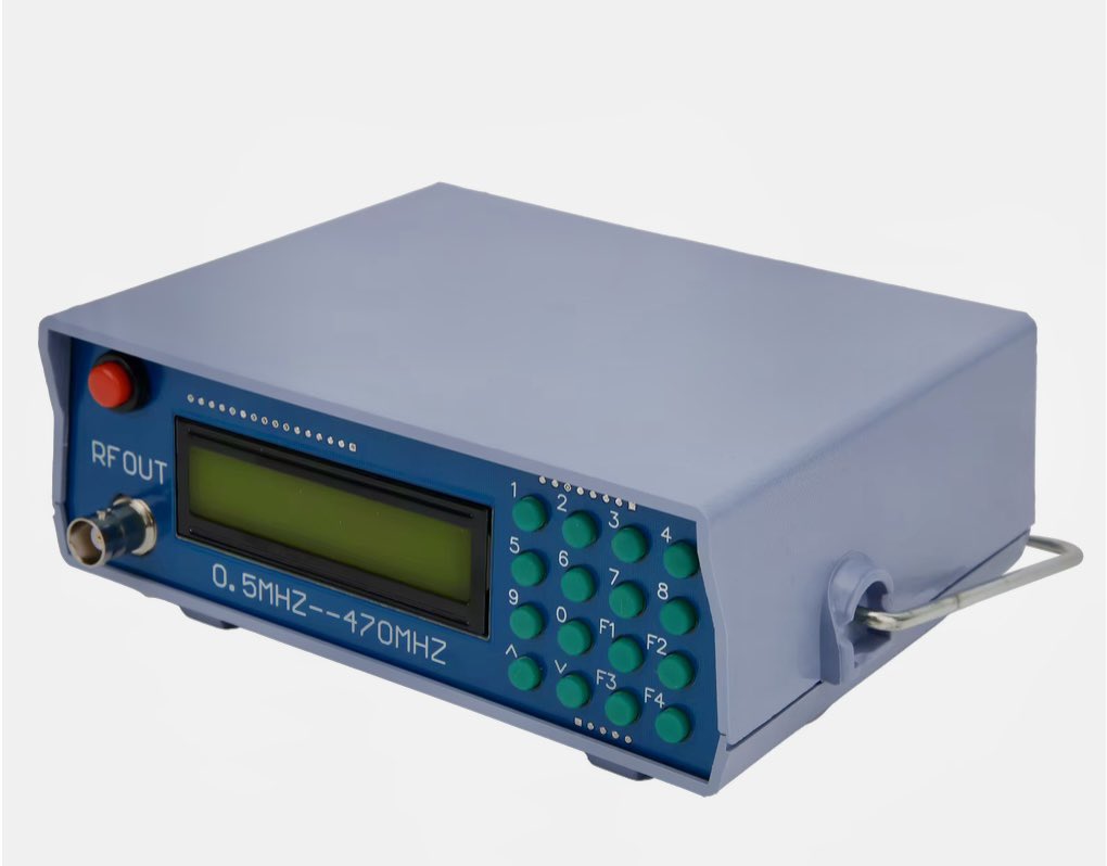ElecNotes's tweet image. RF Signal Generators are the heart of wireless testing! They create precise electromagnetic waveforms to test receivers, calibrate equipment, and troubleshoot interference. Whether you're into DIY radio or professional labs, a reliable source is essential. #RF #electronics