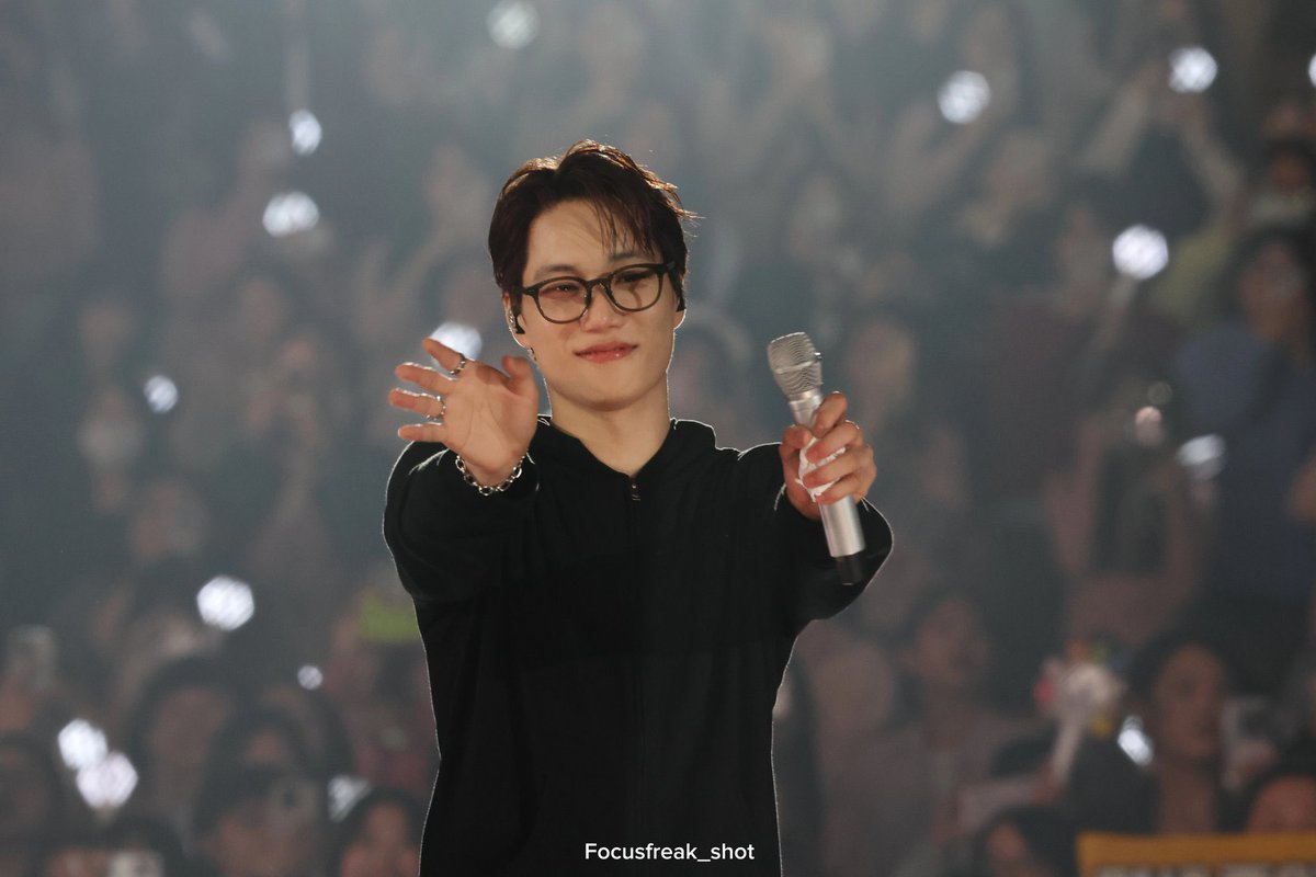 Jongin Pics ♡ tweet media